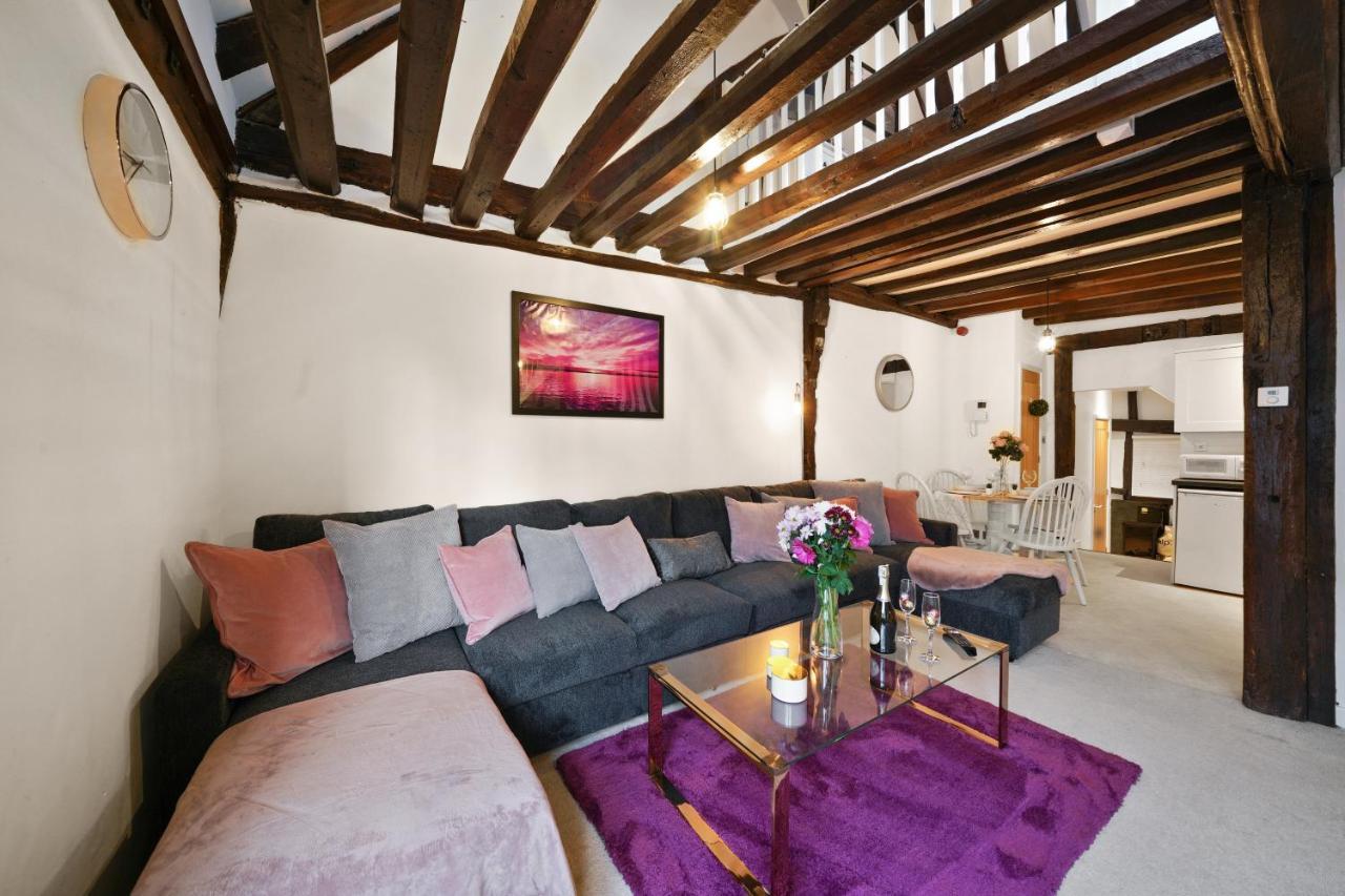 The Stunning Luxury Duplex Of Canterbury Exterior photo