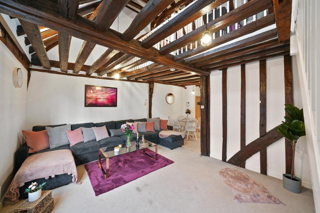 The Stunning Luxury Duplex Of Canterbury Exterior photo