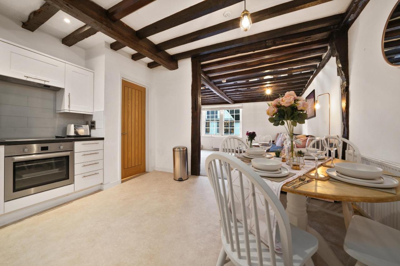 The Stunning Luxury Duplex Of Canterbury Exterior photo