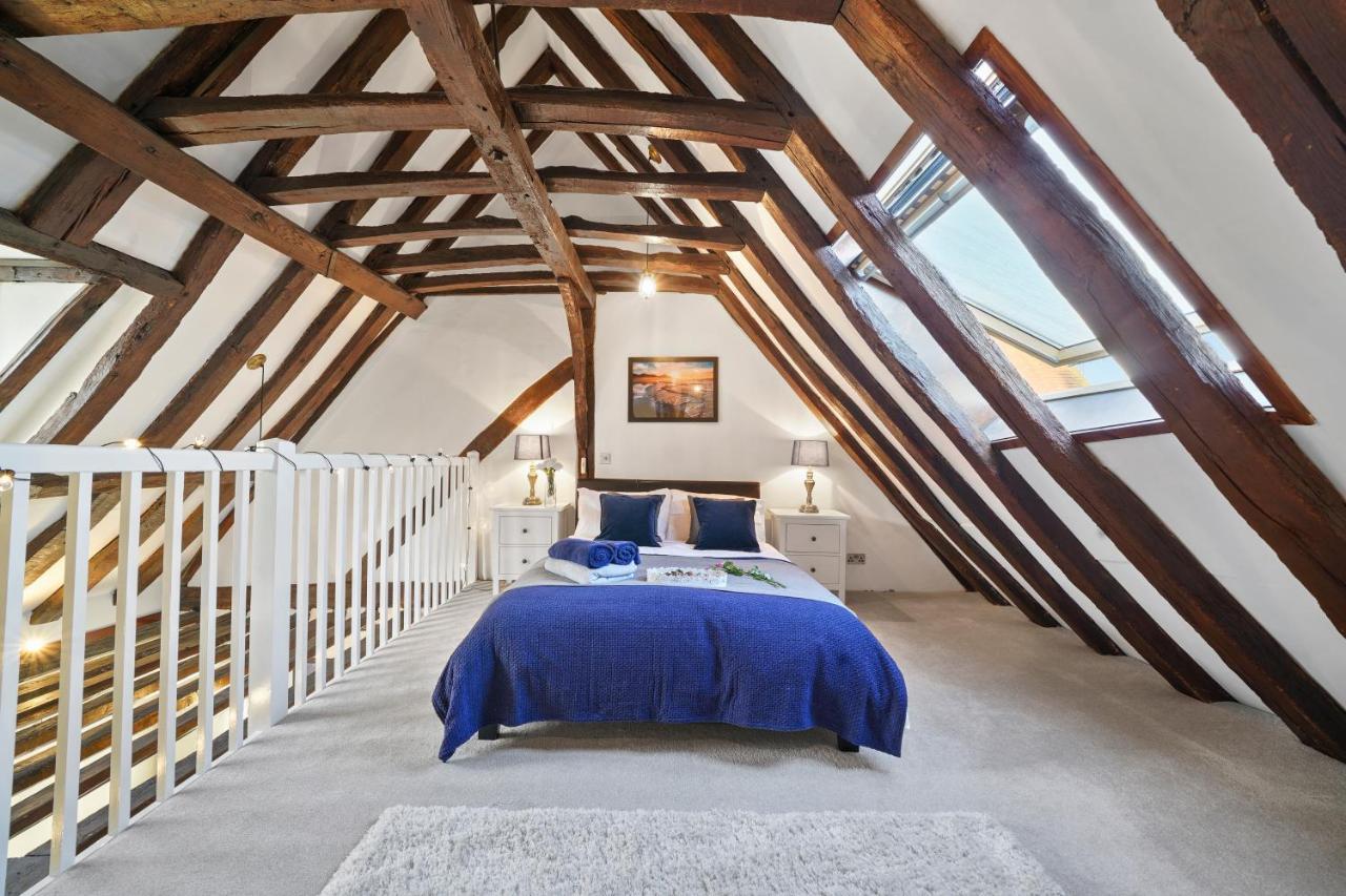 The Stunning Luxury Duplex Of Canterbury Exterior photo