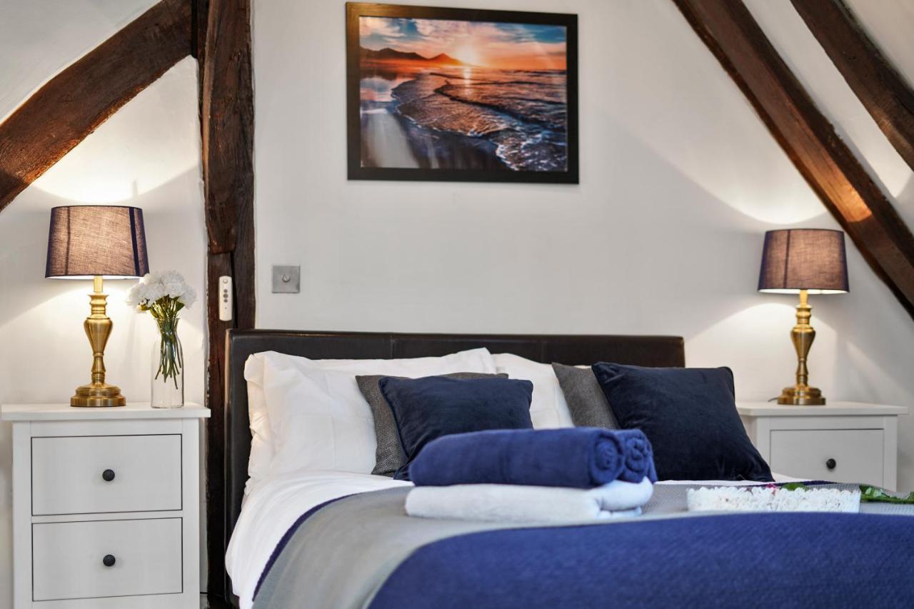 The Stunning Luxury Duplex Of Canterbury Exterior photo